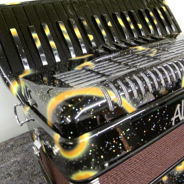 Aliante 3 voice 37-96 black key decorated piano accordion