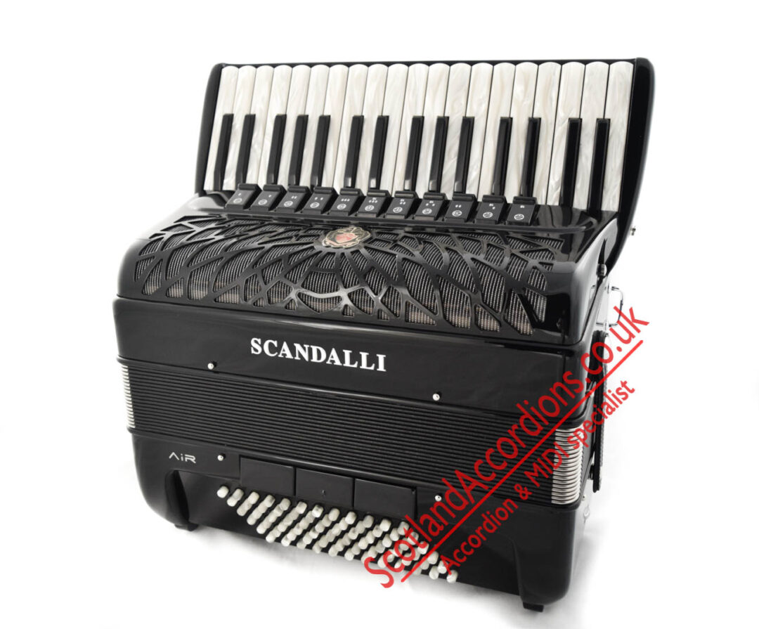 Scandalli Air 34 key 72 bass 4 voice black musette tuned accordion