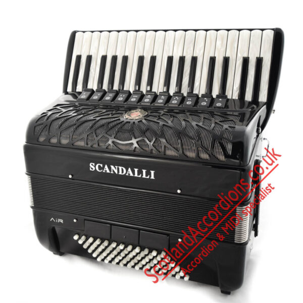 Scandalli Air 34 key 72 bass 4 voice black musette tuned accordion