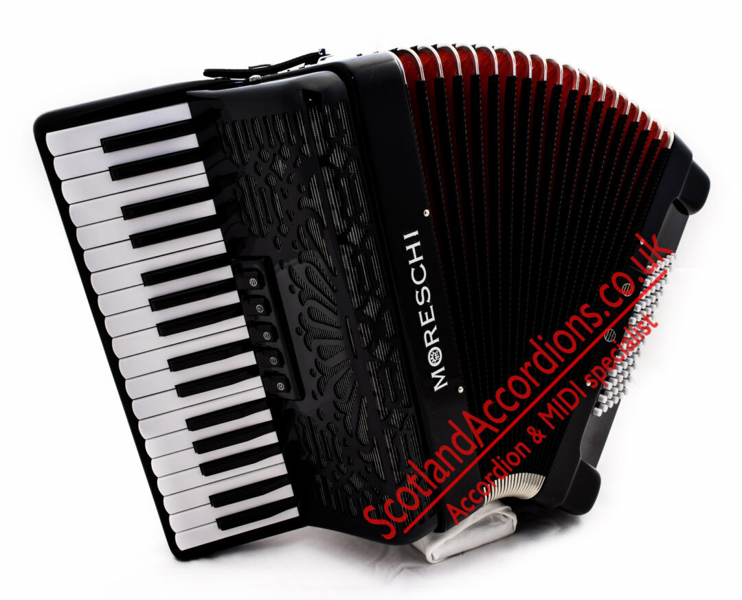 Moreschi 34 key 72 bass 3 voice black compact accordion