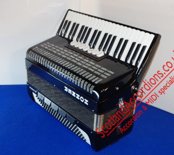 Hohner Student 120 bass