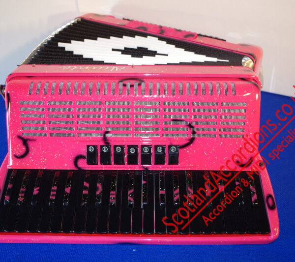 Aliante 3 voice 41-120 pink decorated piano accordion