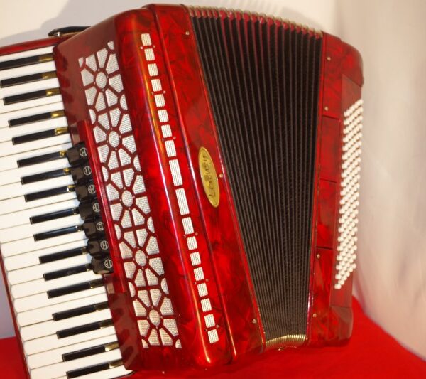 Lorenzy full size 120 bass accordion